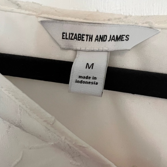 ELIZABETH AND JAMES Peplum Blouse - Picture 4 of 8